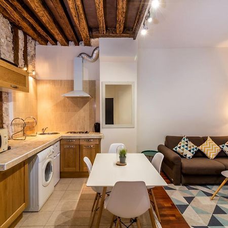 New Chic Flat : Le Marais - Place Des Vosges Paříž Exteriér fotografie